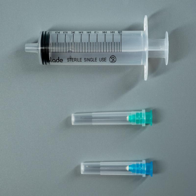 Шприц ін'єкційний Blade 2-х компонентний одноразовий стерильний 10 ml Luer Slip з двома голками, 23G (0,6х32 mm) та 21G (0,8х38 mm)